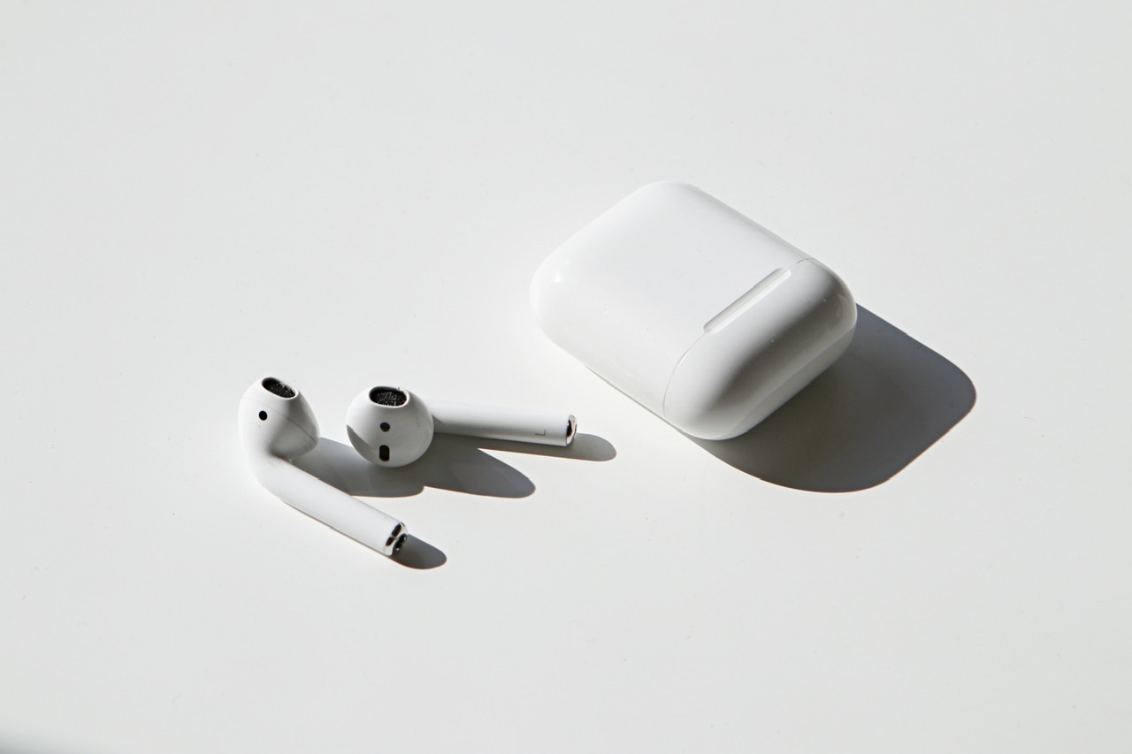 AirPods 片方 要注意】Airpods片方繋がらない！それ本物？偽物？ | Laid Back